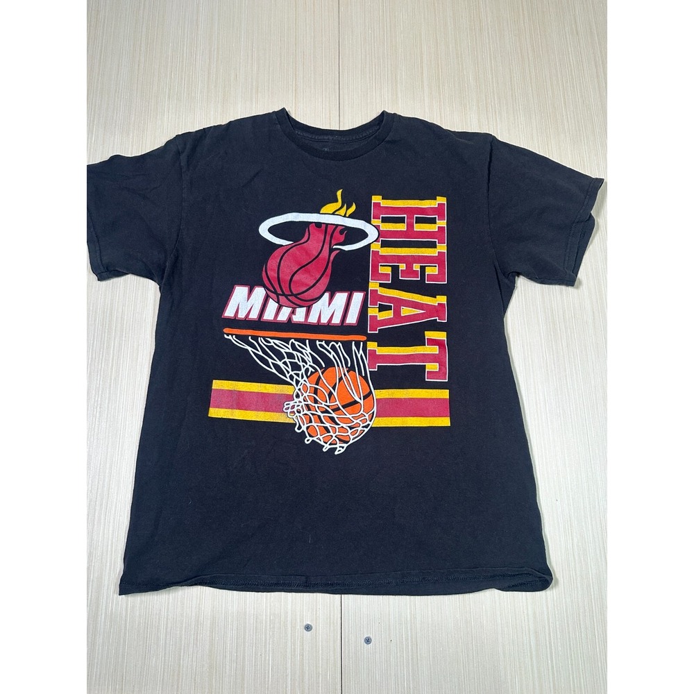 NBA Shirt Mens‎ Large Black Cotton Graphic Miami Heat Basketball Team Crew Neck